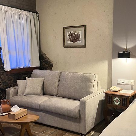 The Mill Hotel Какопетрия Екстериор снимка