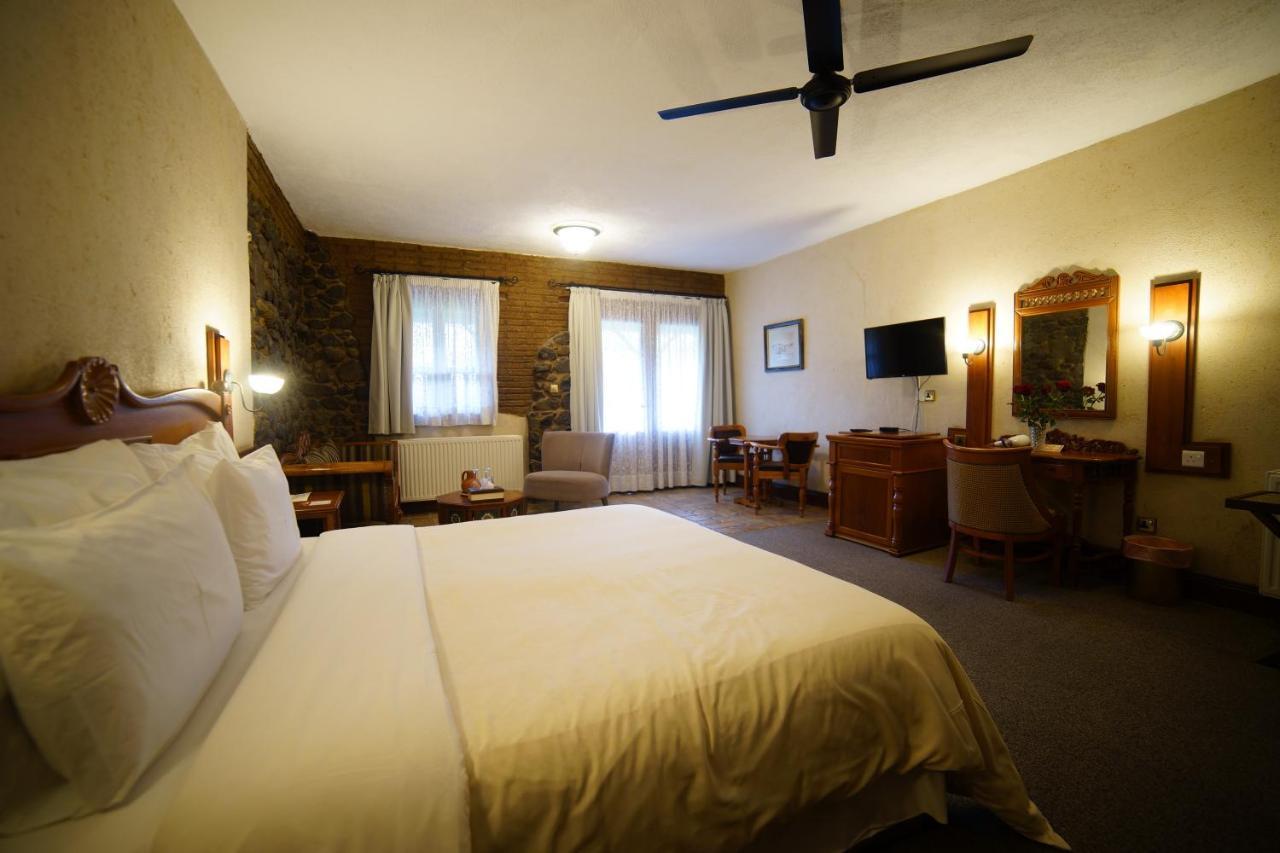 The Mill Hotel Какопетрия Екстериор снимка