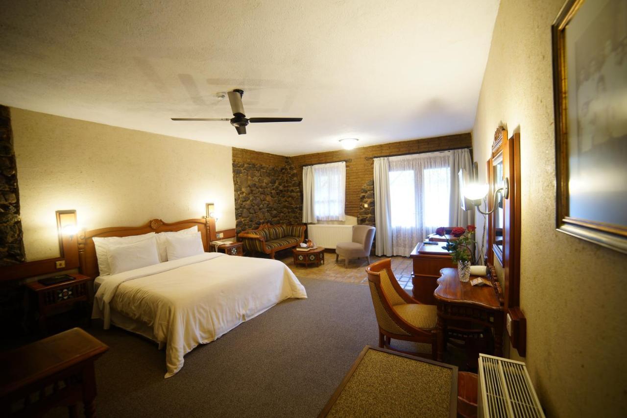 The Mill Hotel Какопетрия Екстериор снимка