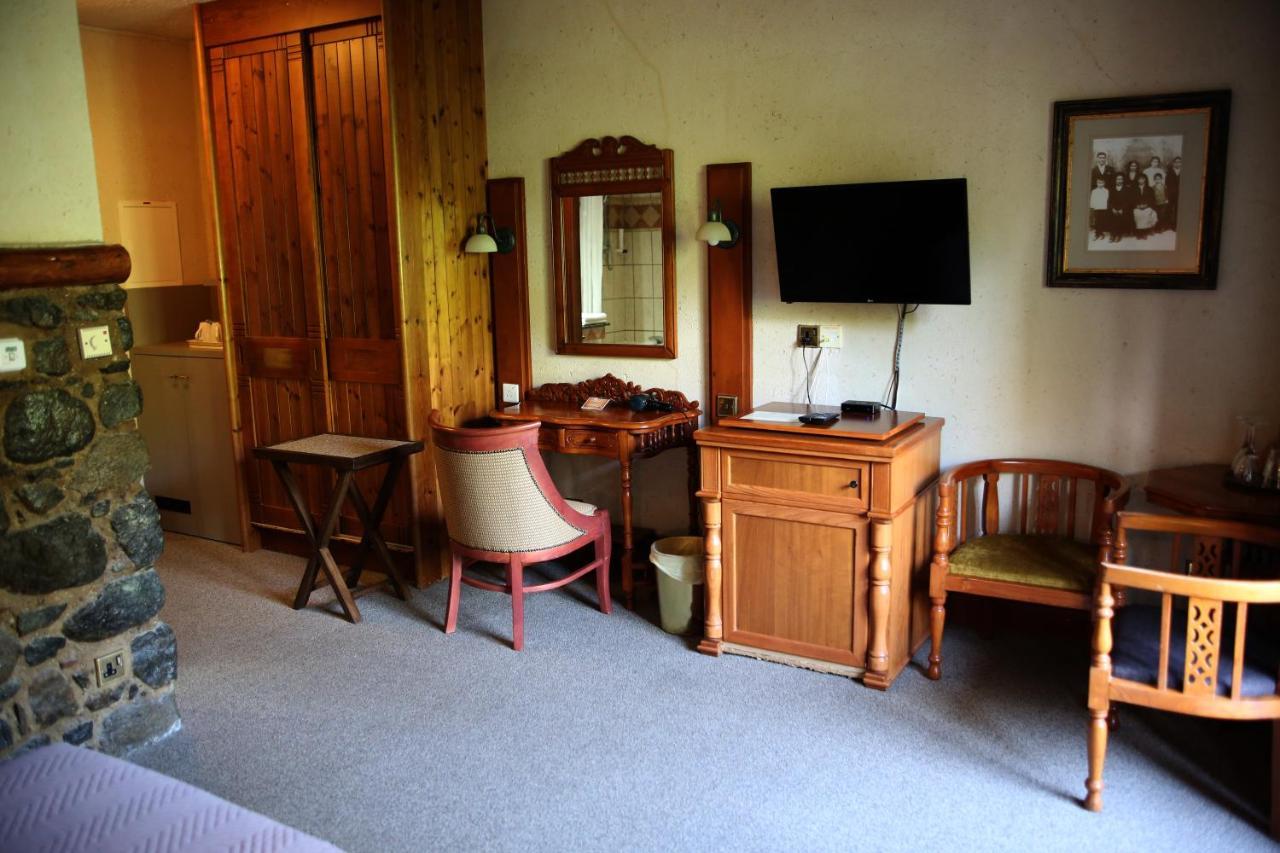 The Mill Hotel Какопетрия Екстериор снимка