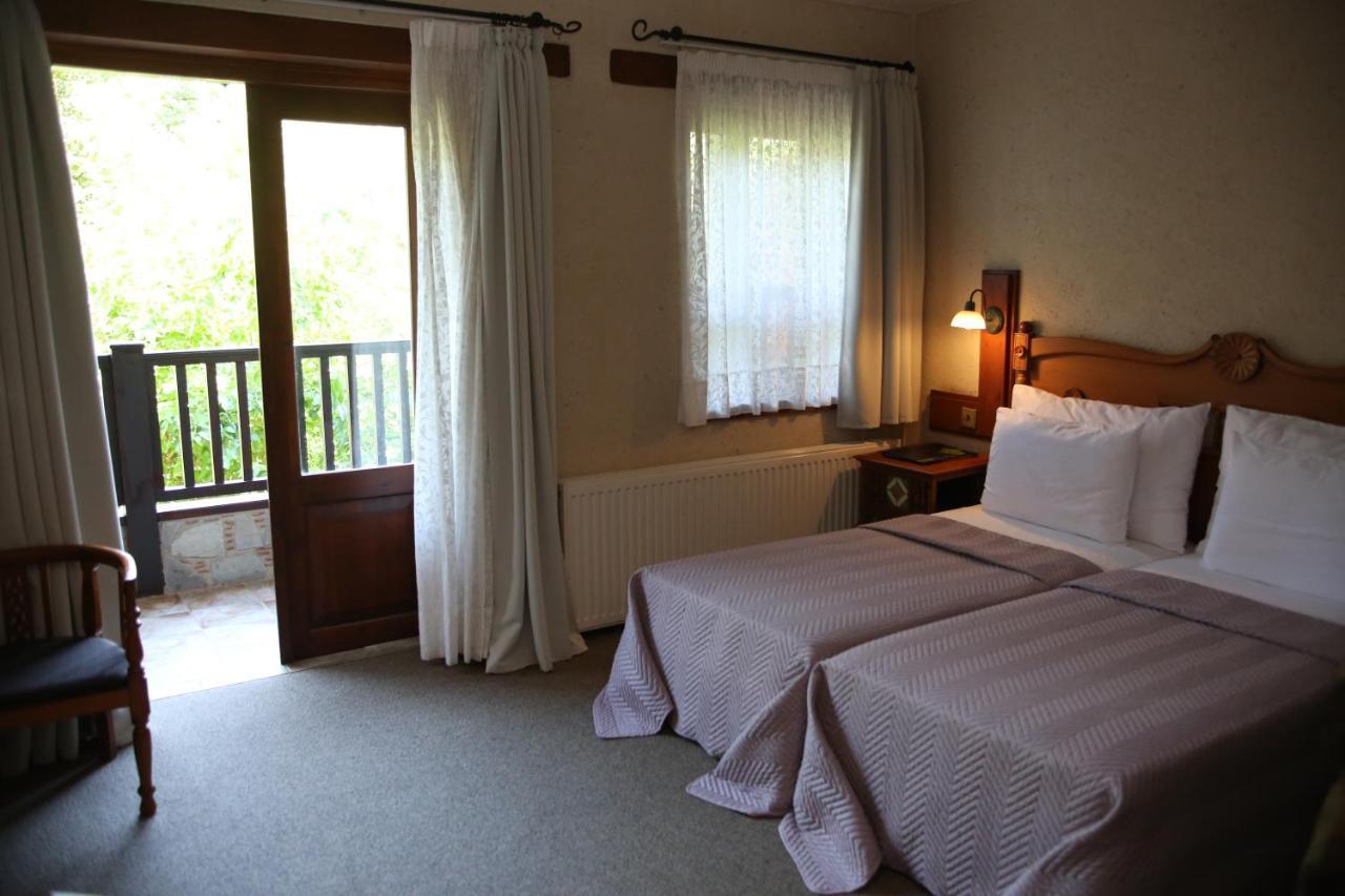 The Mill Hotel Какопетрия Екстериор снимка