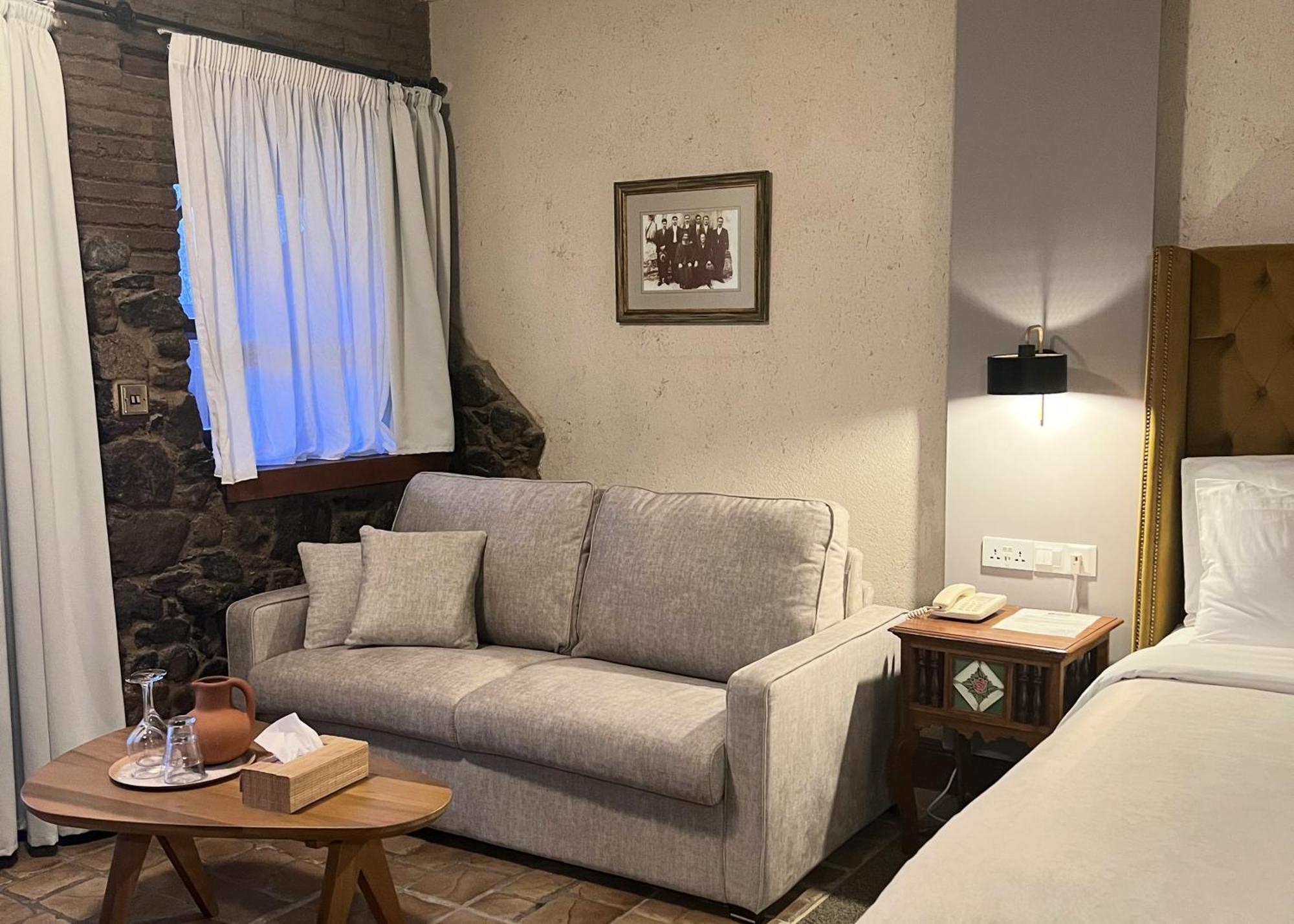 The Mill Hotel Какопетрия Екстериор снимка