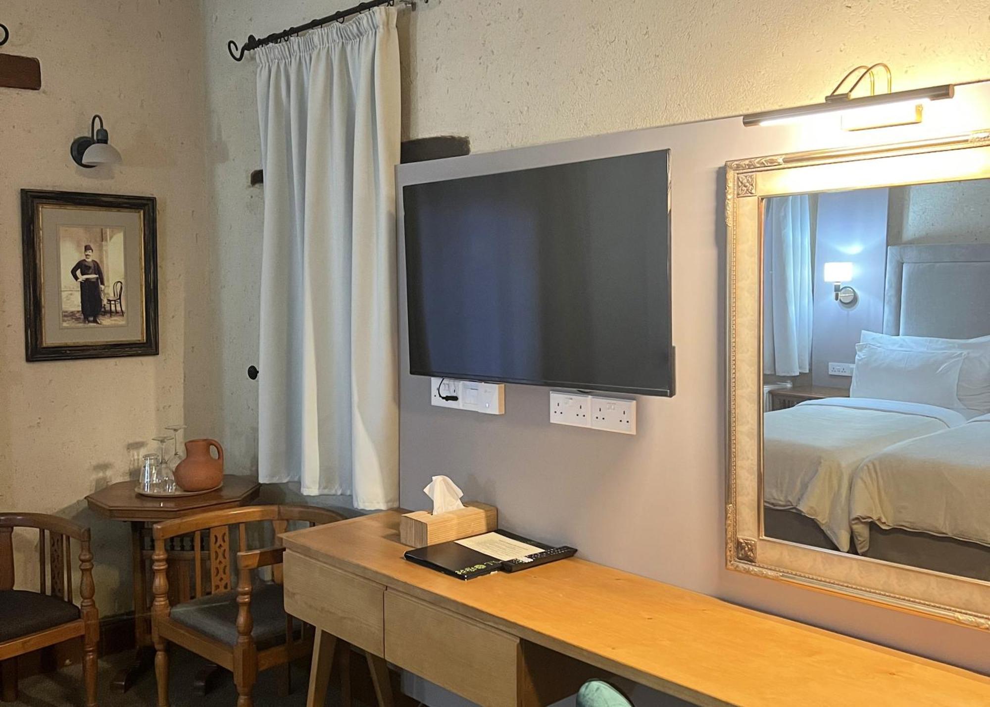 The Mill Hotel Какопетрия Екстериор снимка